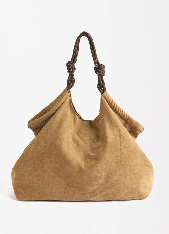 Bolso shopper marrón de Parfois, 25,99 euros.