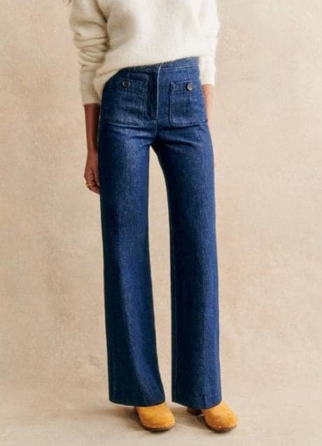 Vaqueros wide leg con bolsillos de Sezane (120 euros)