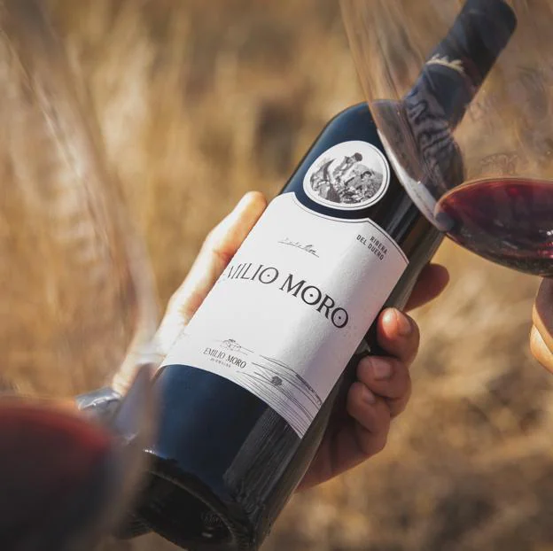 Botella de Emilio Moro, el vino de Ribera de Duero que da nombre a la bodega y buque insignia de la misma.