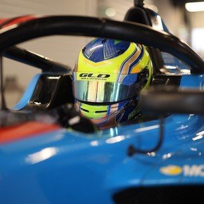 Otro argentino en la élite: a los 15 años, un piloto correrá en la Fórmula 4 de Italia