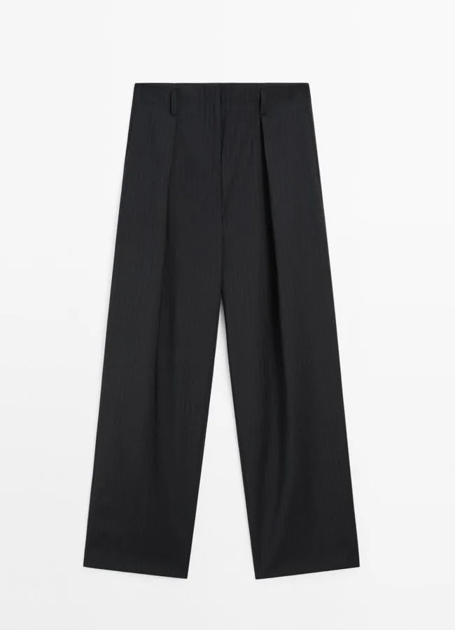 Pantalón raya diplomática de Massimo Dutti (69,95€)