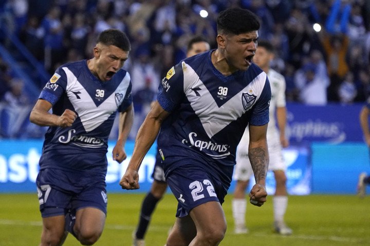 Vélez, a un paso de ser campeón de la Liga Profesional. (Foto: Maxi Faillá)