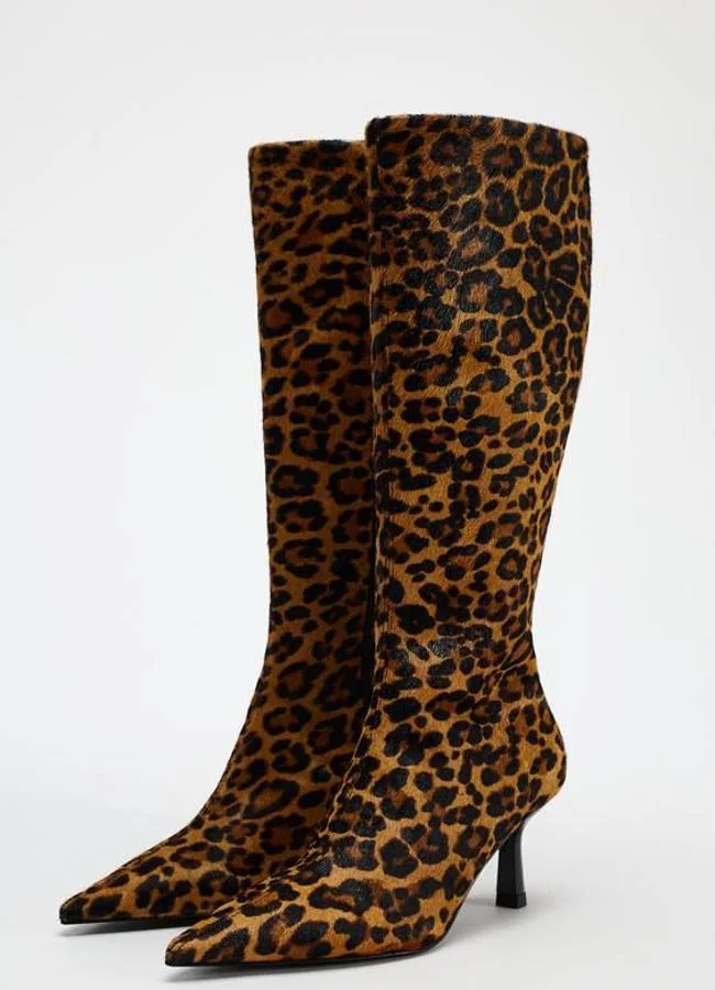 Botas de piel con animal print de leopardo