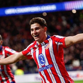 Noche de lujo de Julián Álvarez: doblete y el Atlético Madrid se lo dio vuelta al Leverkusen