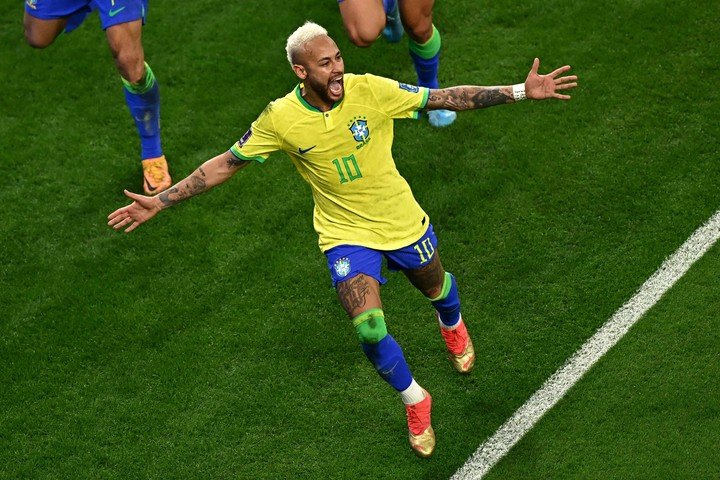 En tres Mundiales, Ney no pudo llevar a Brasil siquiera a la final. (AFP)