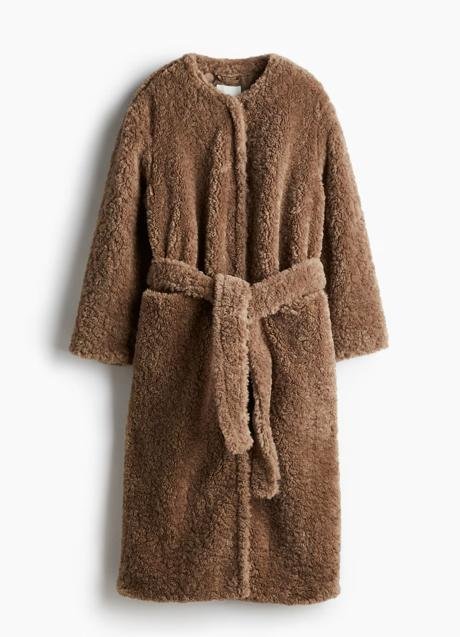 Abrigo de borreguito de H&M (77,95 euros)