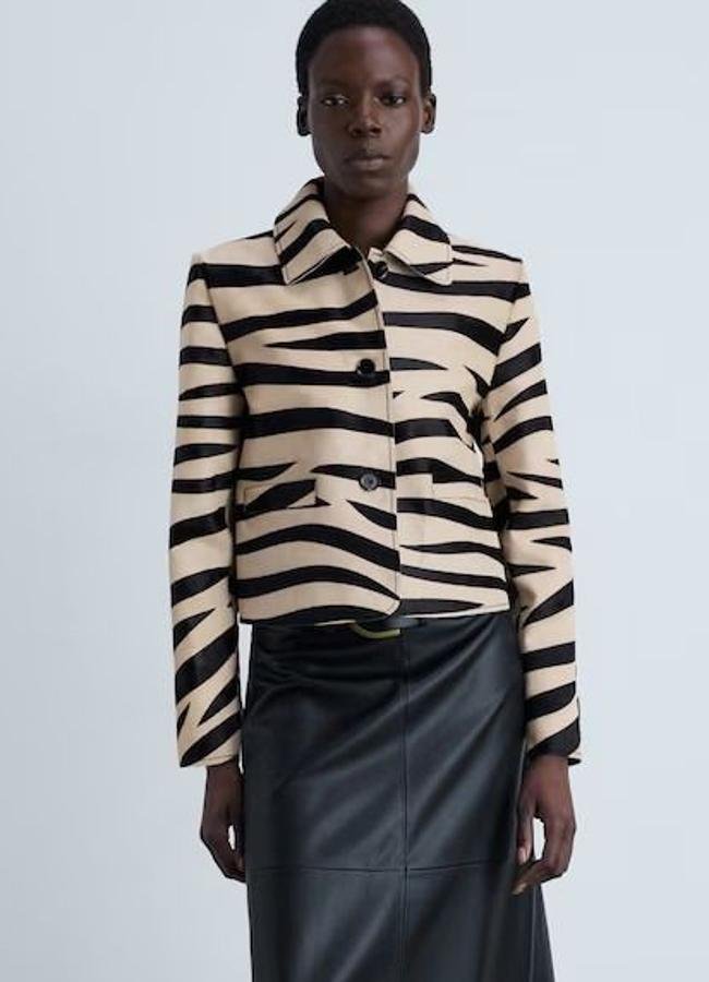 Chaqueta de piel con estampado de cebra