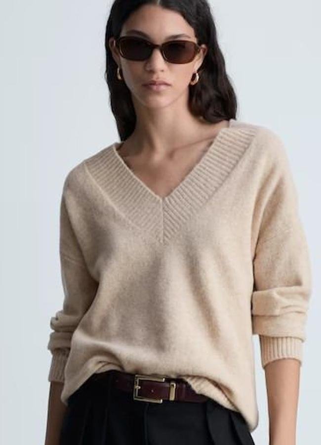 Jersey oversize con escote de pico