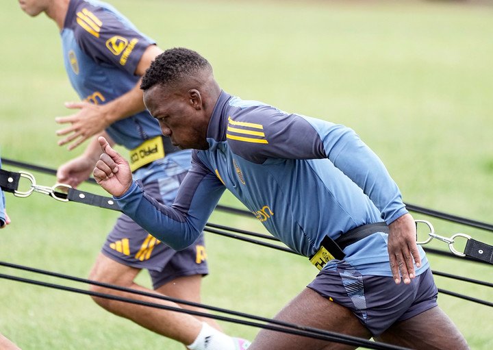 Nolberto Solano evaluó el presente de su compatriota Luis Advíncula en Boca (Foto: Javier Garcia Martino Prensa CABJ FTP CLARIN 12022025boca38.JPG Z LLucca Lucca).