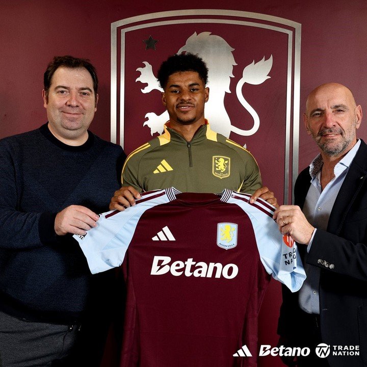 Aston Vill, junto a Monchi, anunció el préstamo de Marcus Rashford procedente del Manchester United (Foto: Prensa Aston Villa).