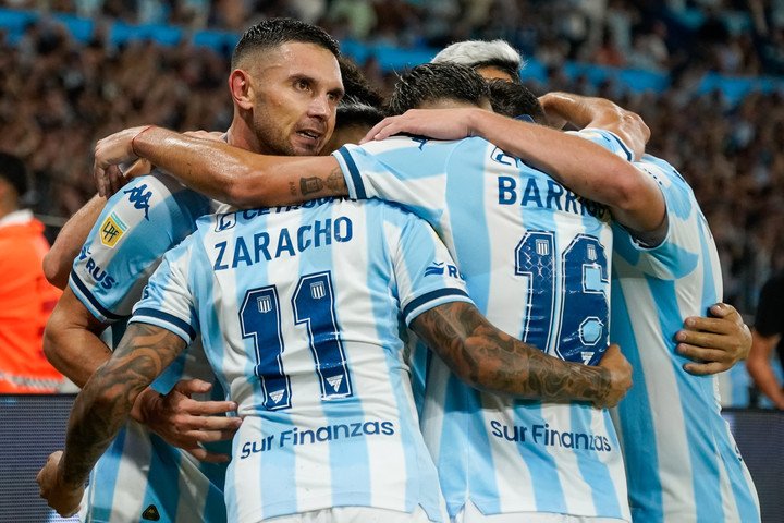 Racing va por la Recopa Sudamericana (Foto Maxi Failla - CLARIN).