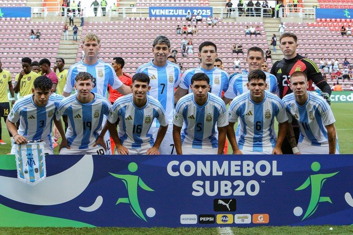 Los jugadores de Argentina en el Sudamericano Sub 20 (Foto: EFE).