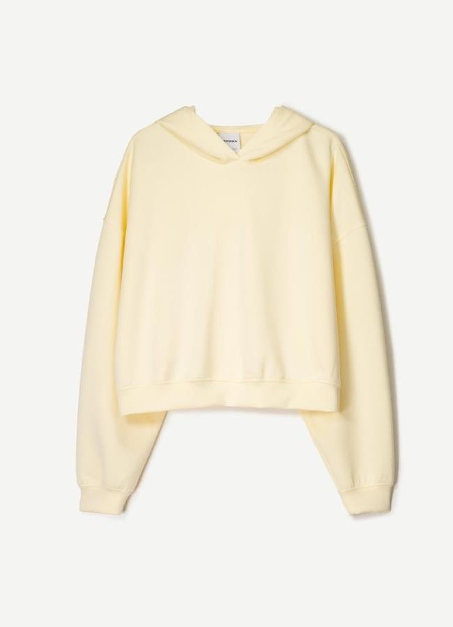 Sudadera oversize capucha de Bershka (25,99€)