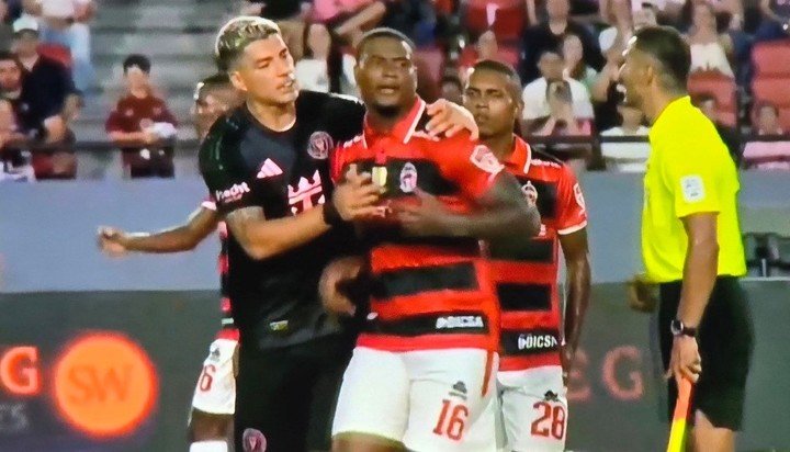 Condumí entró pasado de revoluciones ante el Inter Miami.