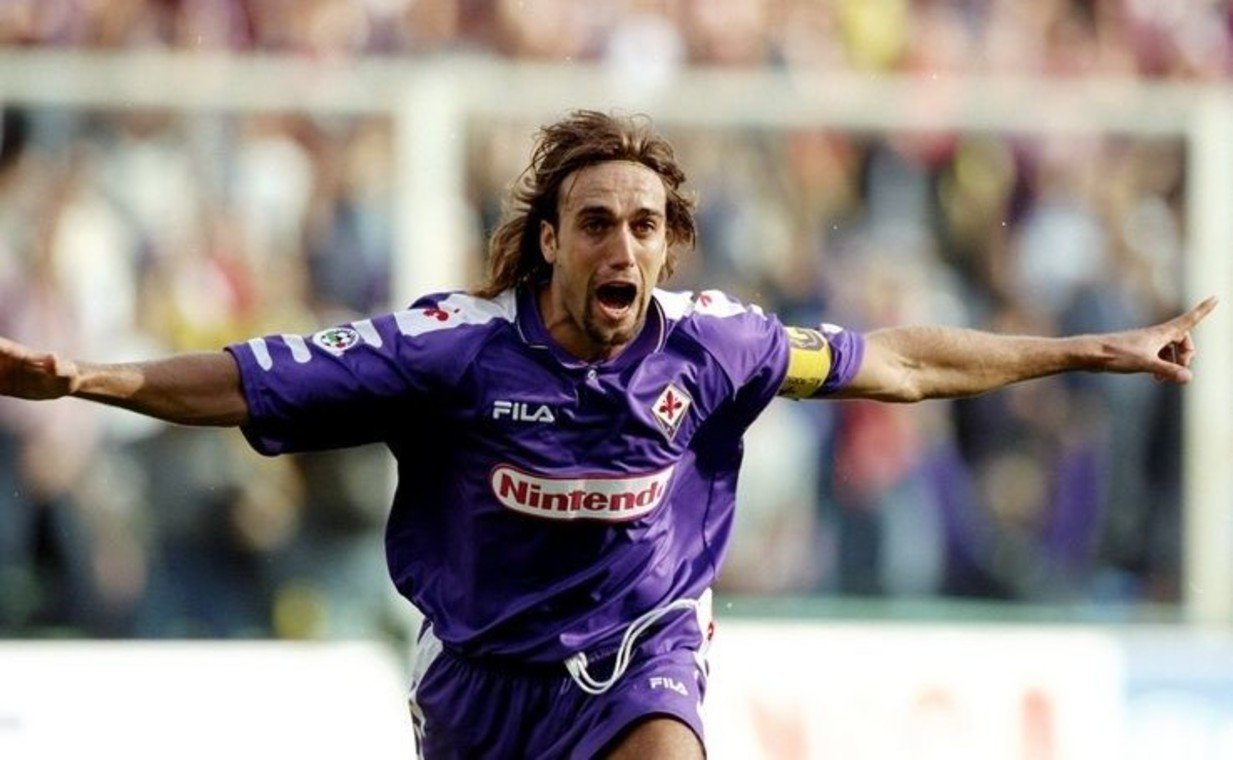 Batistuta durante su época como jugador de la Fiorentina.