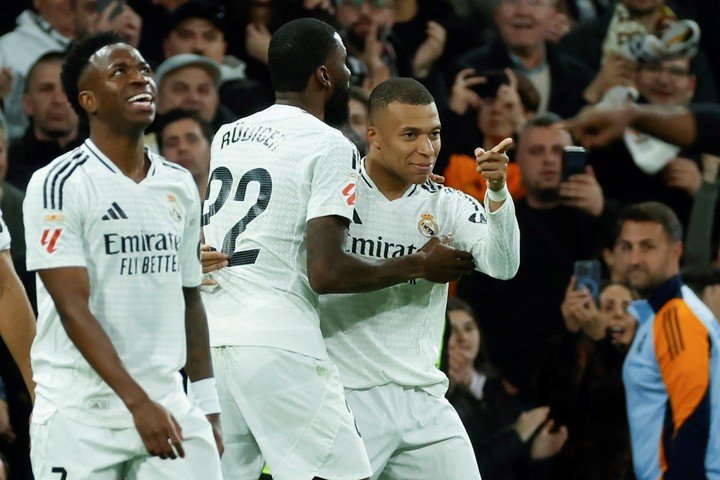 Mbappe uno de los investigados. (EFE/EPA)