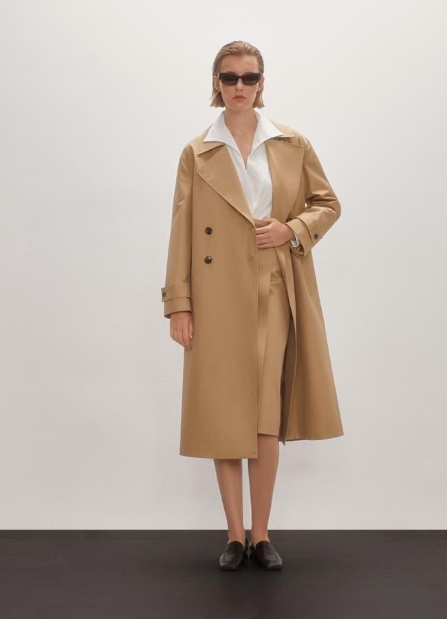 Gabardina camel de Woman El Corte Inglés, 190 euros.