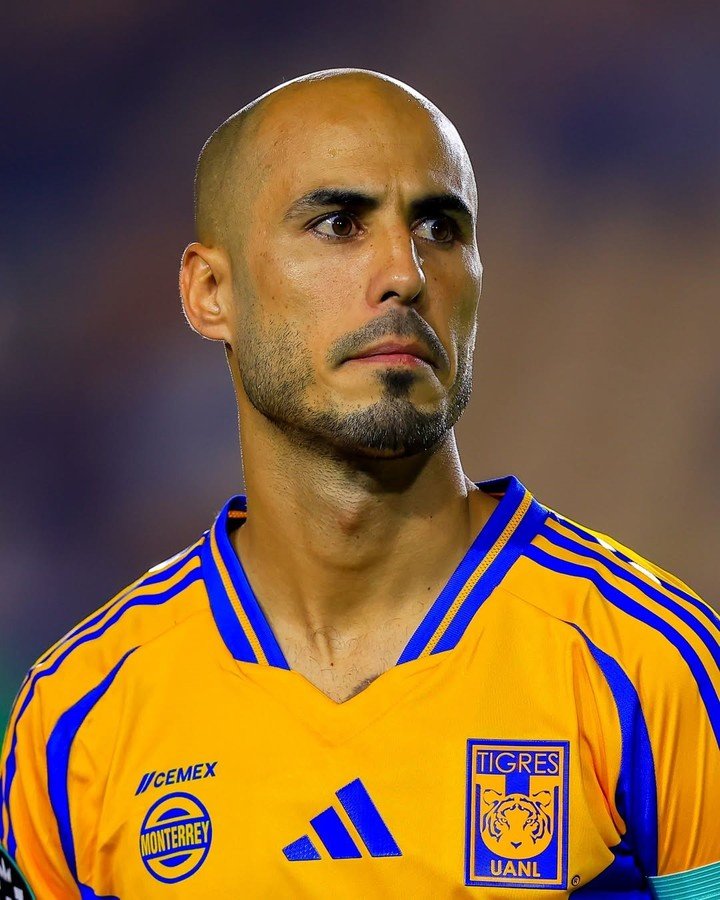 Guido Pizarro en Tigres.