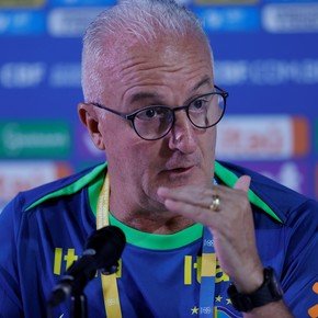 El técnico de Brasil le bajó el tono a las ácidas declaraciones de Raphinha contra la Selección Argentina