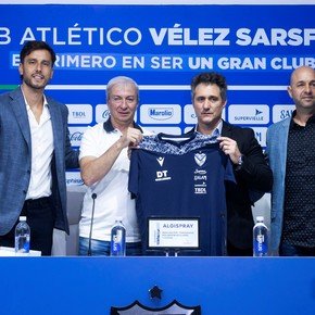 El Melli arrancó en Vélez con un recuerdo para Carlos Bianchi