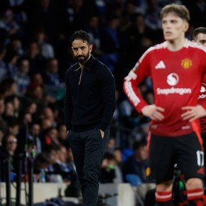 Con asistencia de Garnacho, el Manchester United sacó un empate ante la Real Sociedad y sueña con los cuartos de Europa League