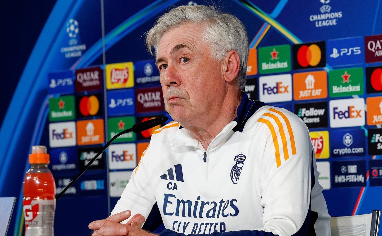 Ancelotti en la conferencia de prensa previa a la vuelta de los cuartos de final de la Champions. (FOTO: EFE).