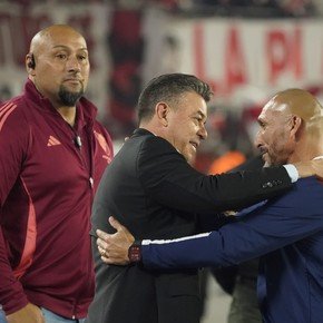 El sorpresivo gesto de Guiñazú con un hincha en el Monumental