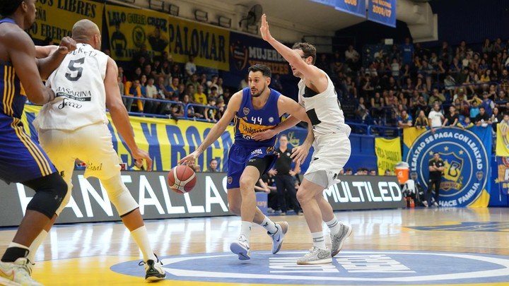 Cuello, siempre rendidor para Boca.