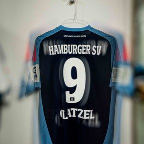 El insólito motivo por el que le prohibieron usar una camiseta alternativa al Hamburgo 