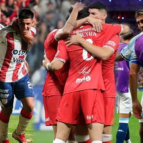 Goleada argentina a Brasil en las Copas: tres triunfos y una sola caída en la primera fecha