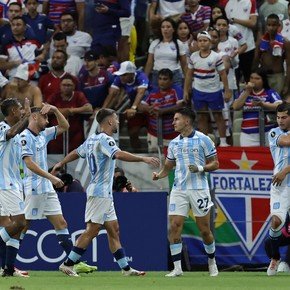 Show de Racing en Brasil: goleó 3-0 a Fortaleza en el debut de la Libertadores