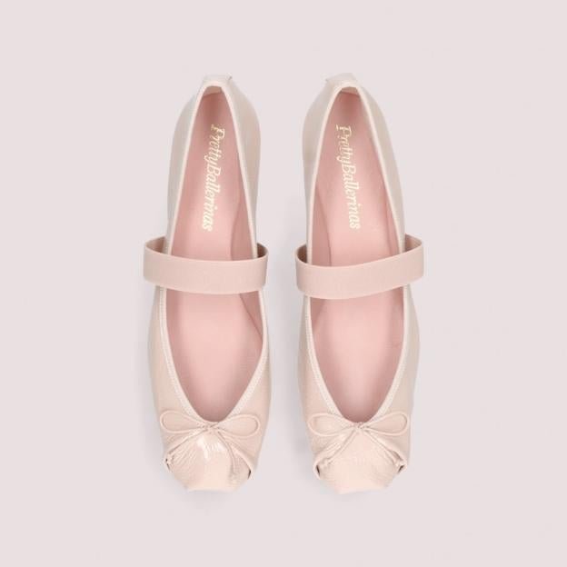 Merceditas de ante en colores empolvados de Pretty Ballerinas, 229 euros.