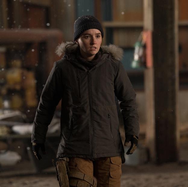 Kaitlyn Dever como Abby en una imagen de la segunda temporada de The Last of Us.