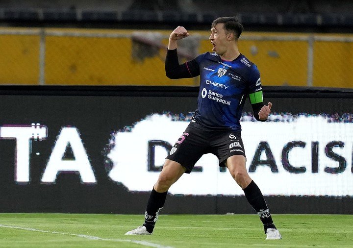 Schunke, figura de IDV (AP Photo/Dolores Ochoa)