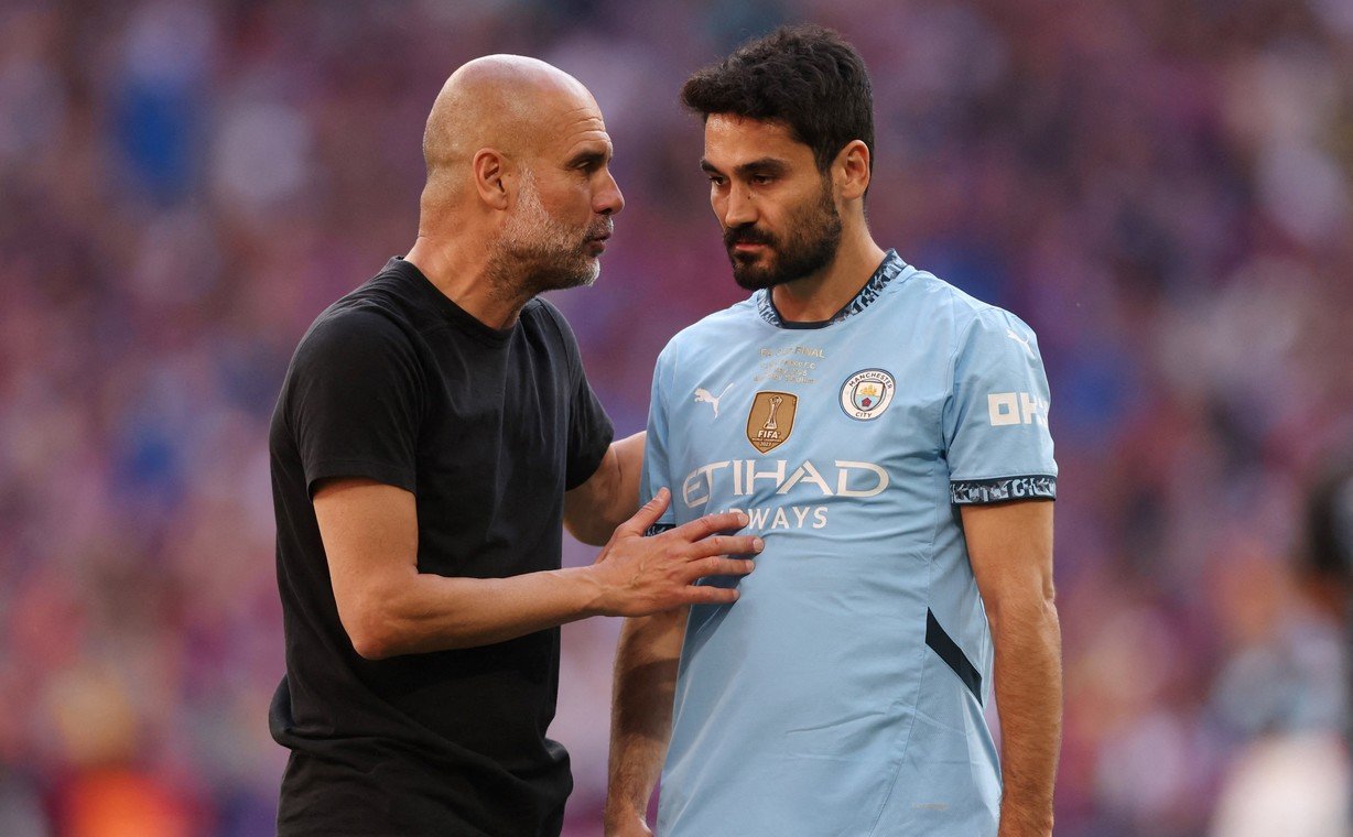 El Manchester City aún no tiene asegurado su lugar en la Champions. (FOTO: REUTERS).
