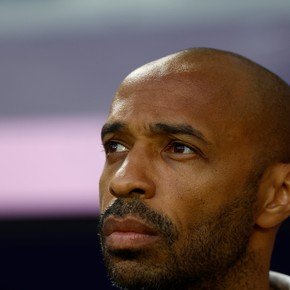 Thierry Henry "sentó" a Mastantuono en una mesa de gigantes