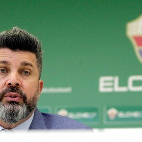 Elche, el club de Bragarnik, a un paso de volver a Primera