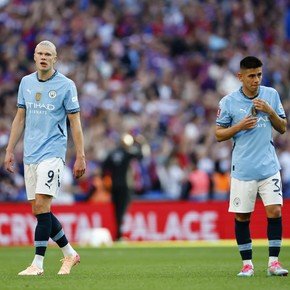 En el debut del Diablito Echeverri, City perdió la final de la FA Cup contra el Crystal Palace