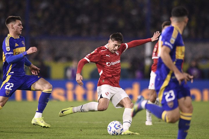 Federico Vera, defensor de Independiente. 