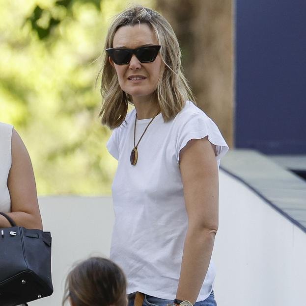 Marta Ortega estrena las sandalias planas de estilo boho que necesitas este verano: tacón cómodo y disponibles en Massimo Dutti