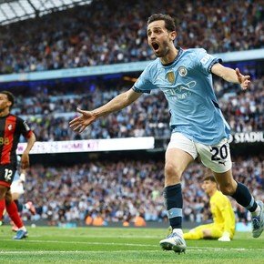 Con la vuelta de Rodri y la despedida de De Bruyne, el City le gana 2-0 al Bournemouth