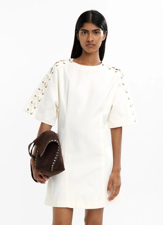 Vestido corto tiras cruzadas de Parfois.