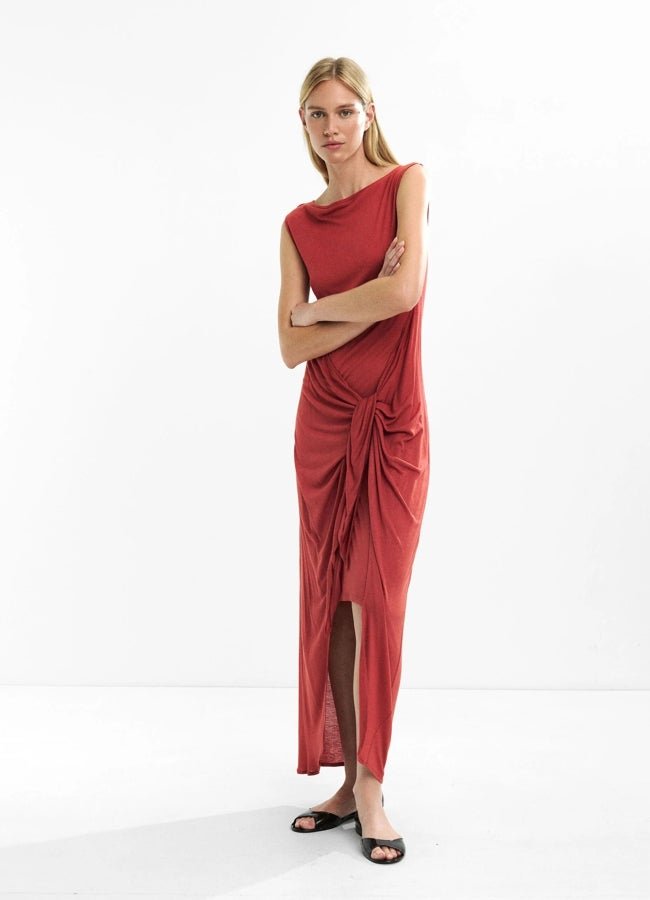 Vestido drapeado Parfois.