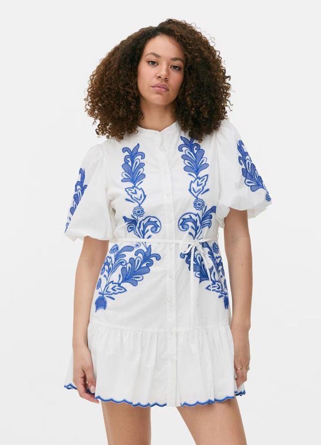 Minivestido bordado Primark.