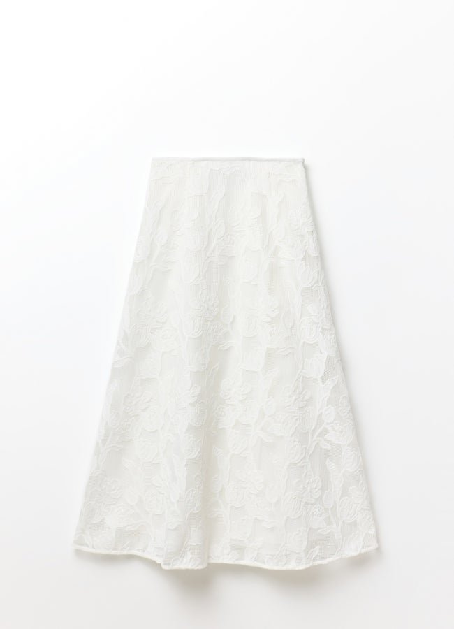 Falda midi con encaje de Sfera.