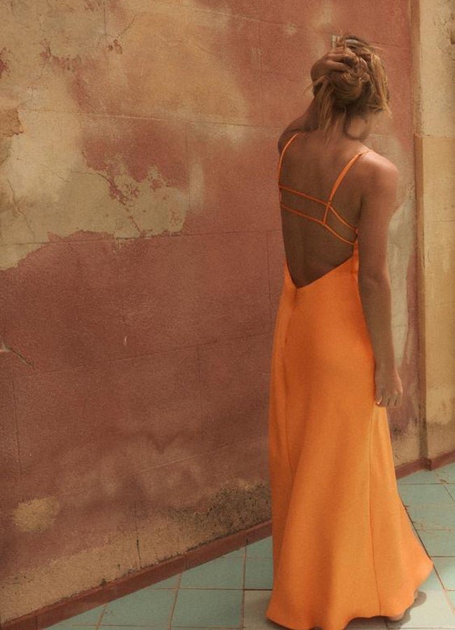 Vestido midi satinado Zara,