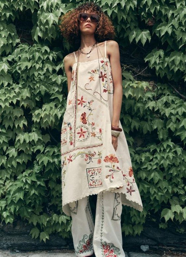 Vestido asimétrico bordados Zara.
