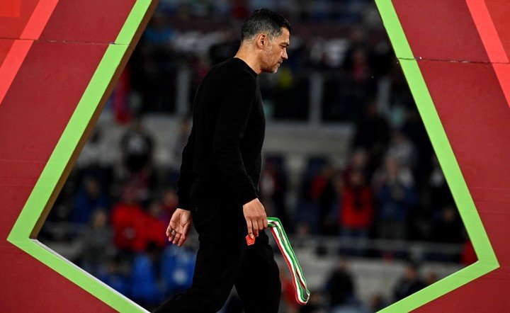 Cabizbajo: así terminó Conceicao tras la final perdida de la copa italiana. (ANSA).