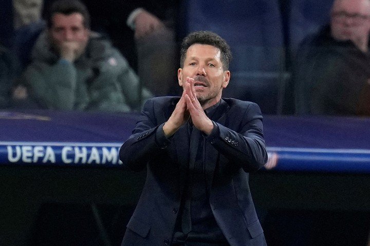 Simeone, conforme con la producción defensiva de su equipo.