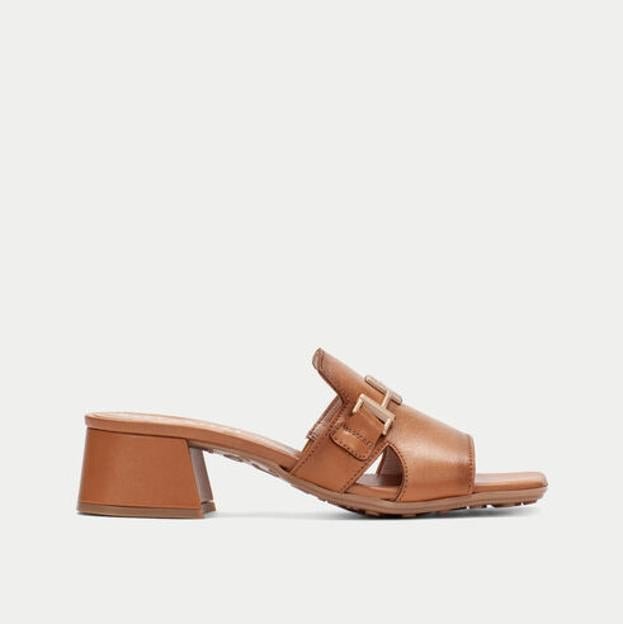Sandalia Destalonada Dallas Cuero (99,90€)